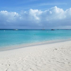 Meet your Posher, Marissa